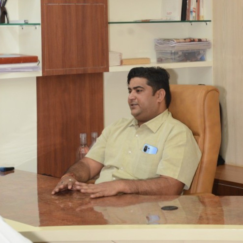Karunakar Tripathi